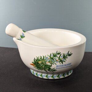 Maxwell Williams Fragrant Garden Rosemary Porcelain Martar and Pestle